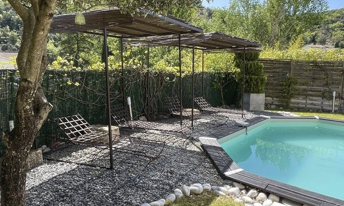 Durfort-et-Saint-Martin-de-Sossenac Villa | Contemporary house with garden and pool