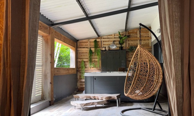 Fontenille-Saint-Martin-d'Entraigues Bed & Breakfast | Nymphea, Suite Romantique Avec Jaccuzi