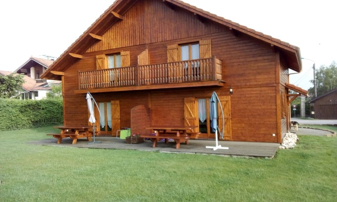 La Neuveville-devant-Lepanges Ski Chalet | COTTAGE 2007