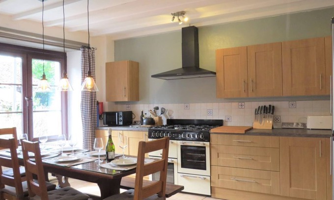 La Rochebeaucourt-et-Argentine Other | Great family fun, something for everyone in peaceful 10 acre setting.