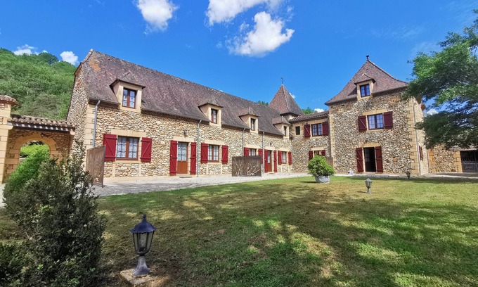Rouffignac-Saint-Cernin-de-Reilhac House | Moulin 8 pers. calm and relaxation assured.