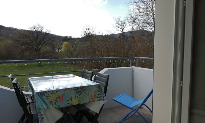 Saint-Geniez-d'Olt Apartment | Cosy et bel Appartement au Cœur de la Nature à St Geniez D'olt et D'aubrac