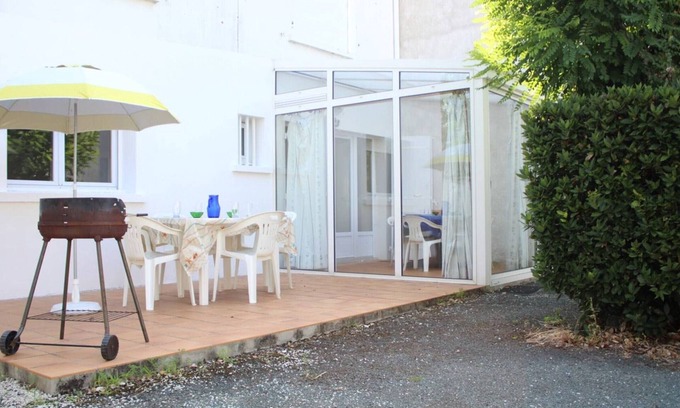 La Cotiniere House | Charming 2-Bedroom House near La Cotinière Port, Terrace, Parking Included