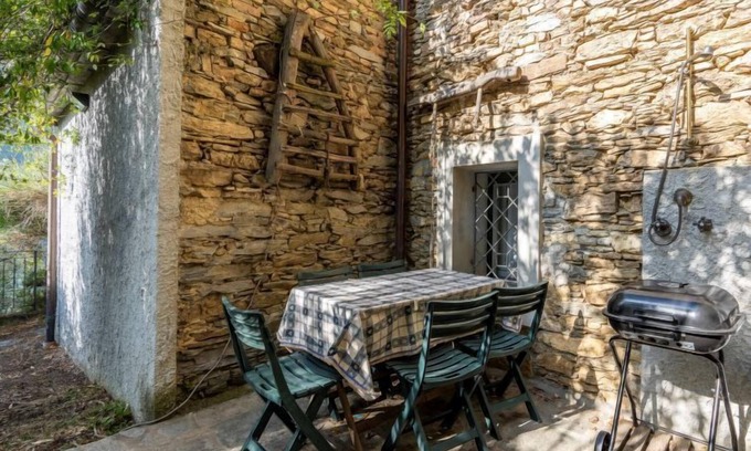 Canneto Apartment | Frantoio by Interhome