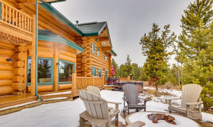 Granby House | Fraser Chalet with Hot Tub and Mountain Views