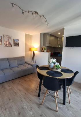 Historic Center Apartment | Free Garage in the Center-Delicia 4 ApartHotel