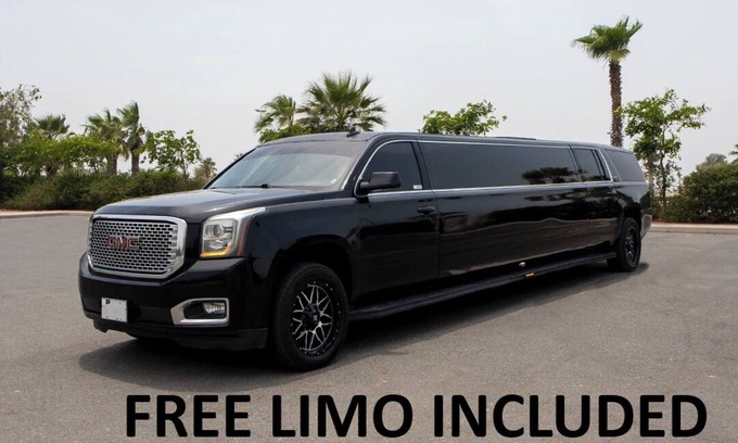 Buda House | FREE LIMO Private pool, Jacuzzi 9 acres compound Sleeps 5 rooms 4 bath 26