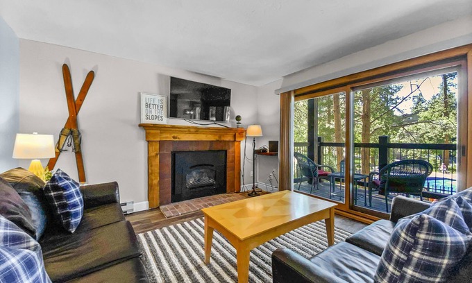Warrior's Mark Condo | Free SkyCard Act - Walk to Town/Peak 9, Outdoor Pool/Hot Tubs - Inner Circle 3