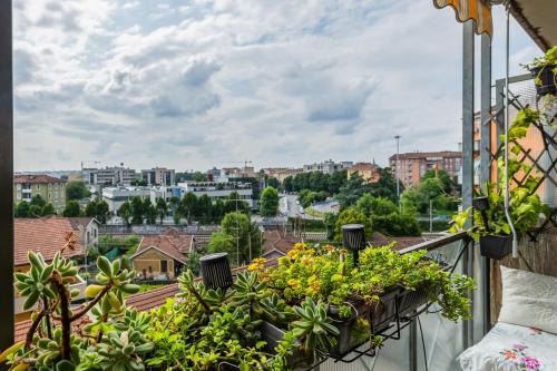 Isola del Bosco - Delle Corti Apartment | Free Wi-Fi Terrazza con vista metro 5 min