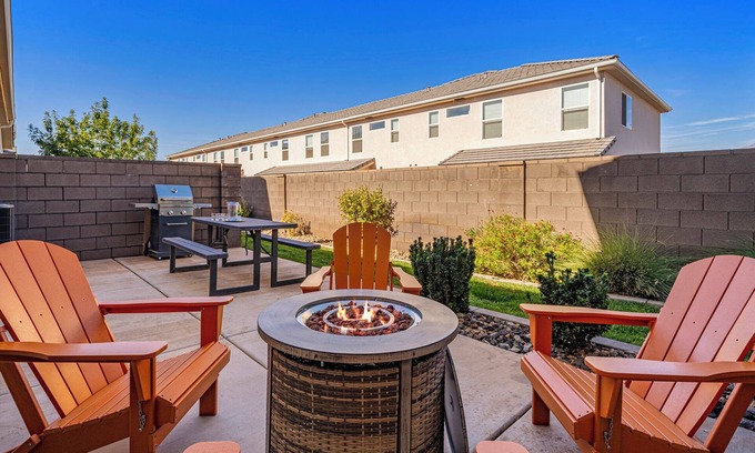 Washington Fields House | Freedom Village 549|Smart TV, Private Balcony, Resort Amenities and more!