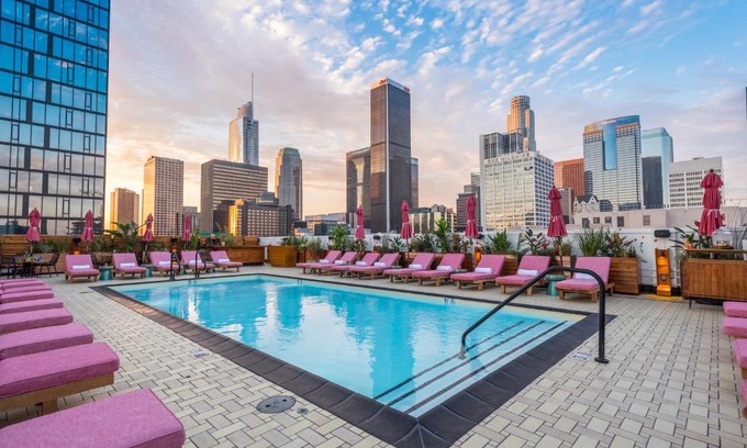 Downtown Los Angeles Hotel | Freehand Los Angeles