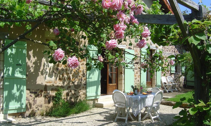 Videix Cottage | Freestanding House With Private Garden In The Green Heart Of France