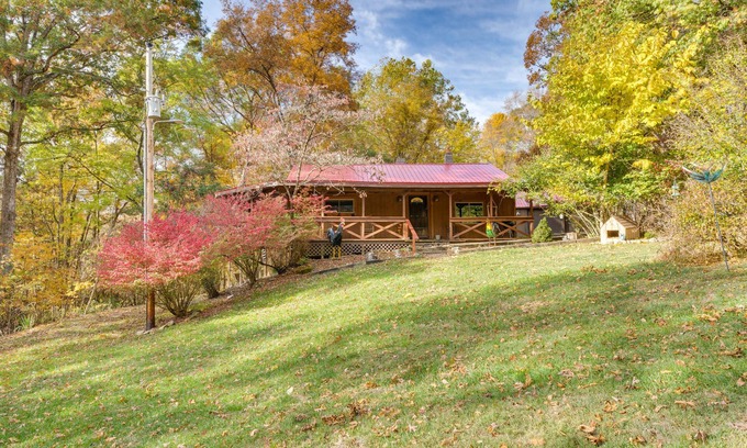 French Lick Cabin | French Lick Getaway w/Deck, Grill & Fire Pit!