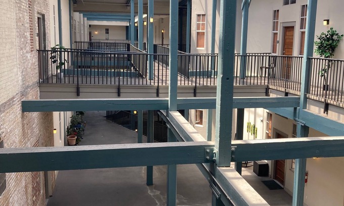 French Quarter Apartment | French Quarter 1BR/1BA Apt Great Location