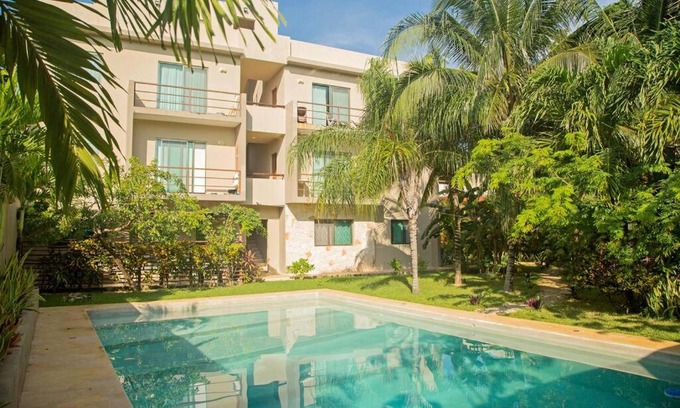 La Veleta Apartment | Fresh and Relax – 1BR Apt + Pool & Garden