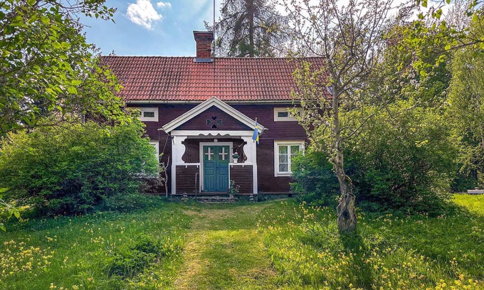 Boxholm House | Fresh sea air near the lake, Sommen