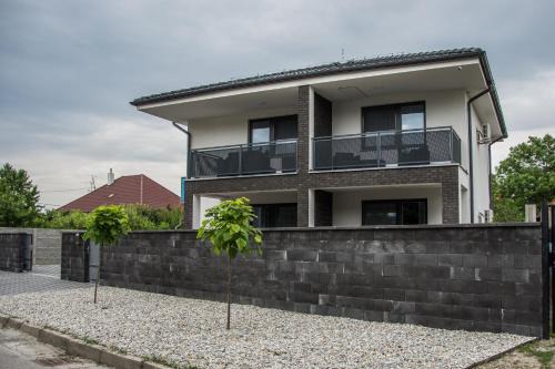 Velky Meder Apartment | Fresh