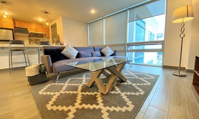 Huixquilucan Apartment | Freshly renovated apartment, walk distance from supermarkets and restaurants