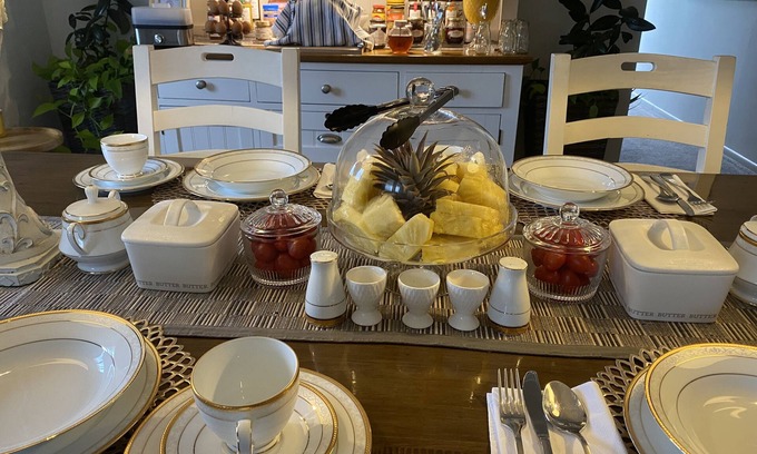 Scarness Bed & Breakfast | Freshwater BnB