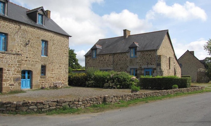 Saint-Remy-du-Plein House | Freslonnière
