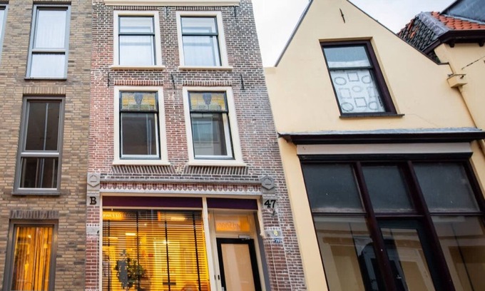 Tiel Apartment | Friendly 50m² Apartment with Terrace (WE-39-A)