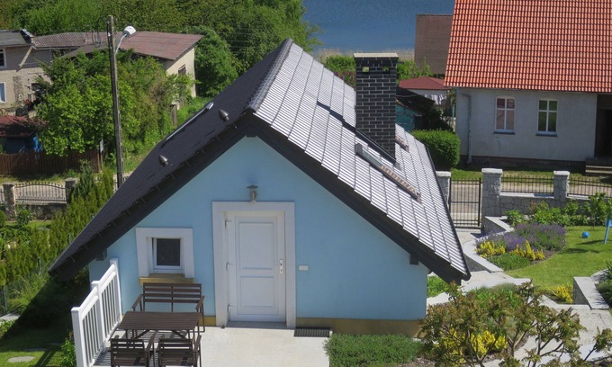 Wiselka Apartment | Friendly studio for up to 2 adults and 2 children