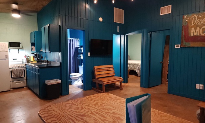 Uvalde County Cabin | Frio River Frontage with a Cozy Cabin