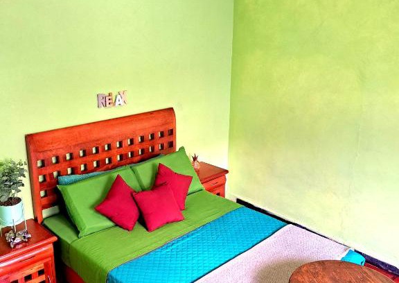 Taxco House | Frog room Taxco downtown