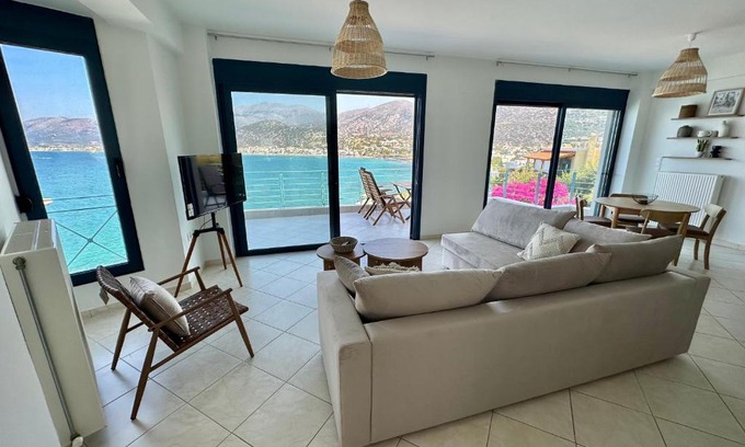 Stalida Apartment | Frosini Seafront Loft