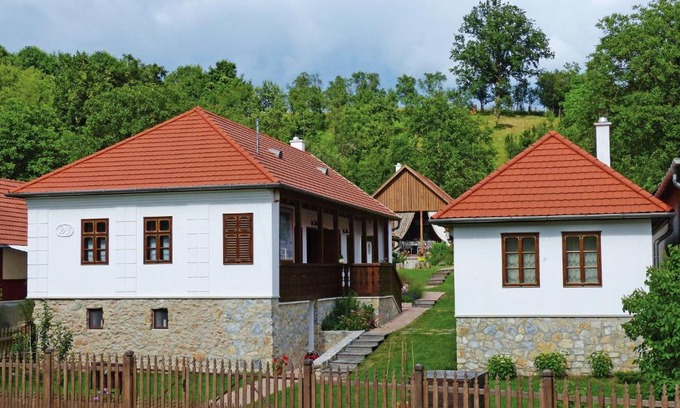 Trizs House | Fruktárium vendégház