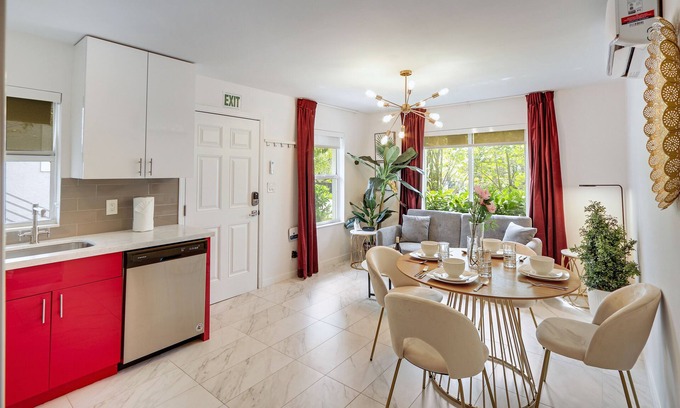 Highland Garden Apartment | Fuego: Casita Near Beach & Gym Access
