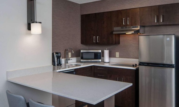 Fairfax Apartment | Fuel Up Your Keep-Fit Session! Free Breakfast, Pet-friendly Property!
