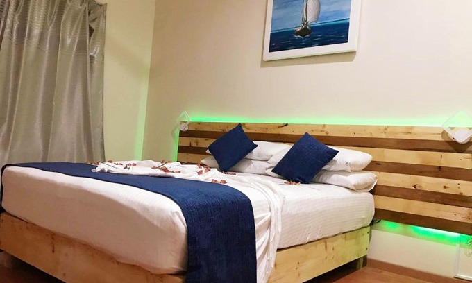 Fulidhoo House | Fulidhoo La Perla Guest House