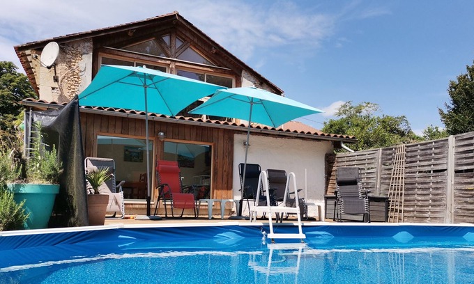 Saint-Astier House | Full consciousness and conviviality in white périgord