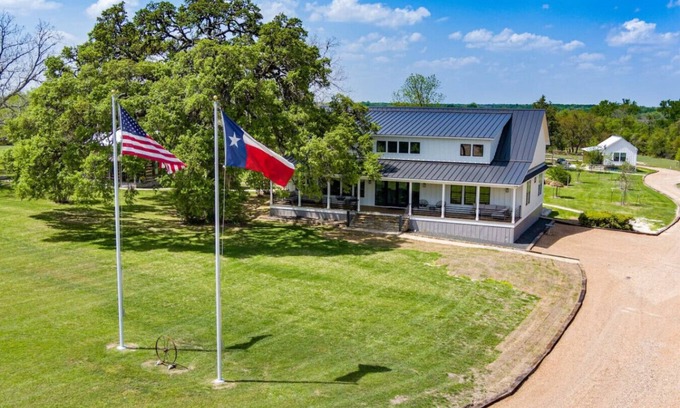 Round Top Other | Full Farm Rental in Round Top!