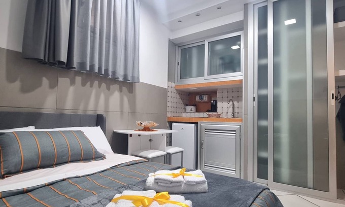 Portici Apartment | Fully equipped mini-apartment in quiet and private area.