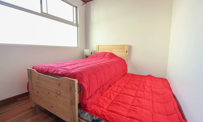 El Prado Apartment | Fully equipped Plaza del Sol apartment