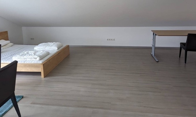 Neulussheim Apartment | Fully Furnish Studio Apartment with good connectivity
