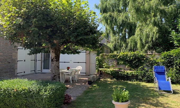 Perols-sur-Vezere House | Fully Renovated 2-Bedroom Guest House, Large Private Grounds, Patio & Garden
