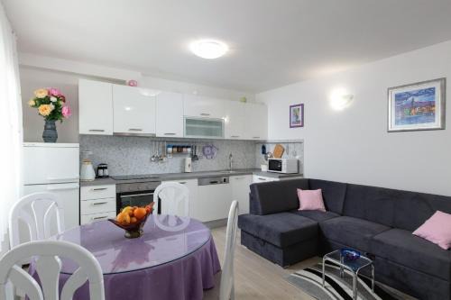Split Apartment | Fully renovated Apartment Grgo