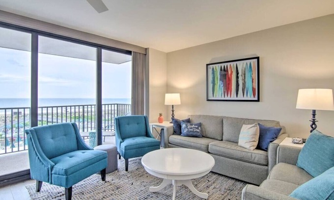 Bethany Beach Condo | Fully Renovated Ocean Front Condo at Sea Colony