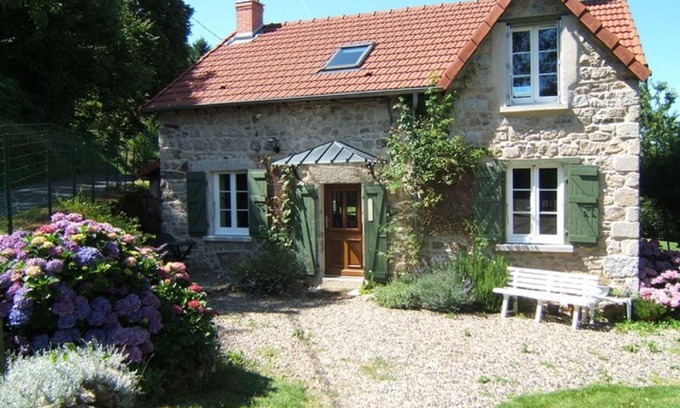 Arfeuilles House | fully renovated traditional farm house - Arfeuilles - Montagne - Auvergne