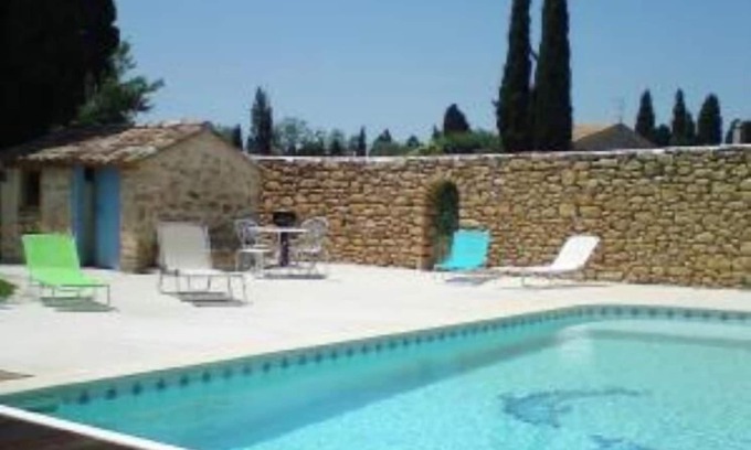 Salon-de-Provence Apartment | Furnished home* in a house with character