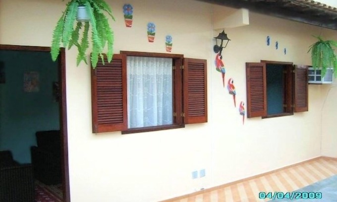 Palmeiras House | FURNISHED HOUSE WITH GARAGE, SKY, NEAR PRAIA DO FORTE AND SHOPPING PARK LAGOS