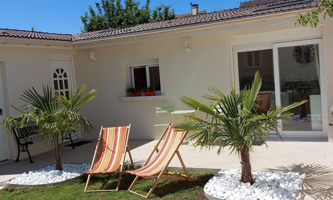 Fosses House | Furnished near Roissy/Asterix - transfer possible