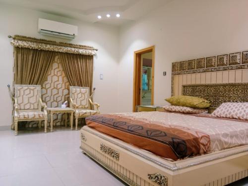 Faisalabad House | Furnished room for vacation