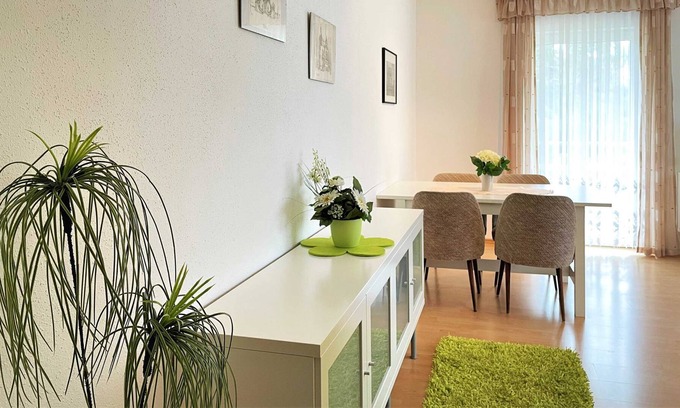 Lohsa Apartment | FW Cora - Silver Lake House in the leisure oasis Mortka