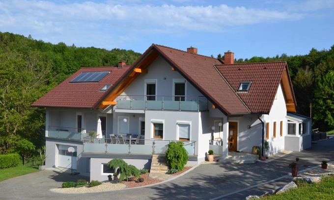 Loipersdorf bei Fuerstenfeld House | Gästehaus Waldblick