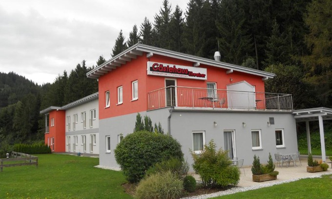 Pols Bed & Breakfast | Gästehaus Ehweiner