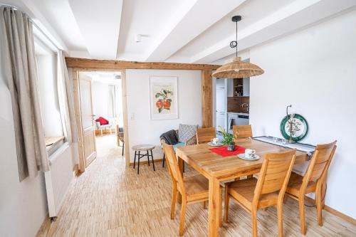 Spiegelberg Apartment | Gästehaus Großhöchberg